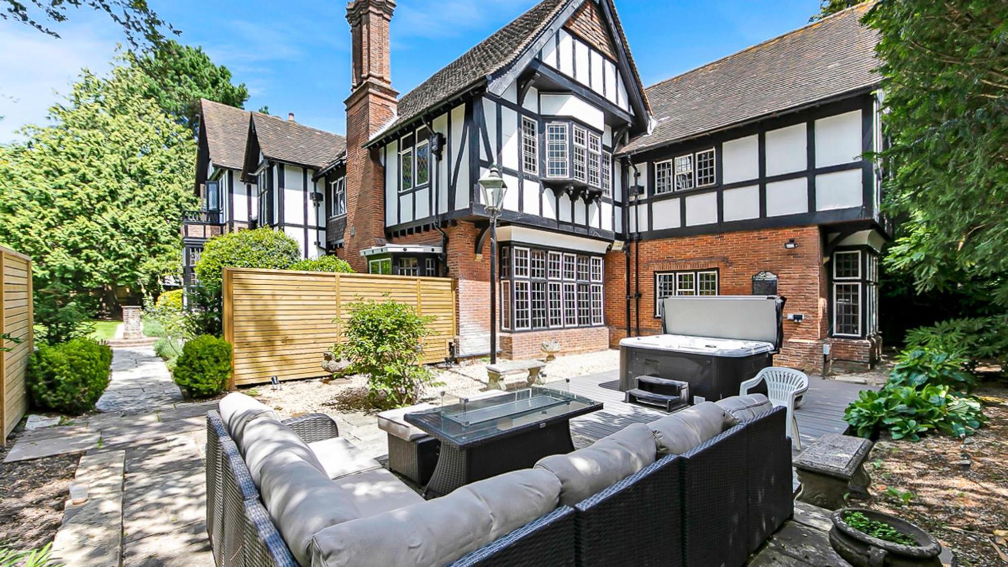 Tudor Grange ボーンマス エクステリア 写真